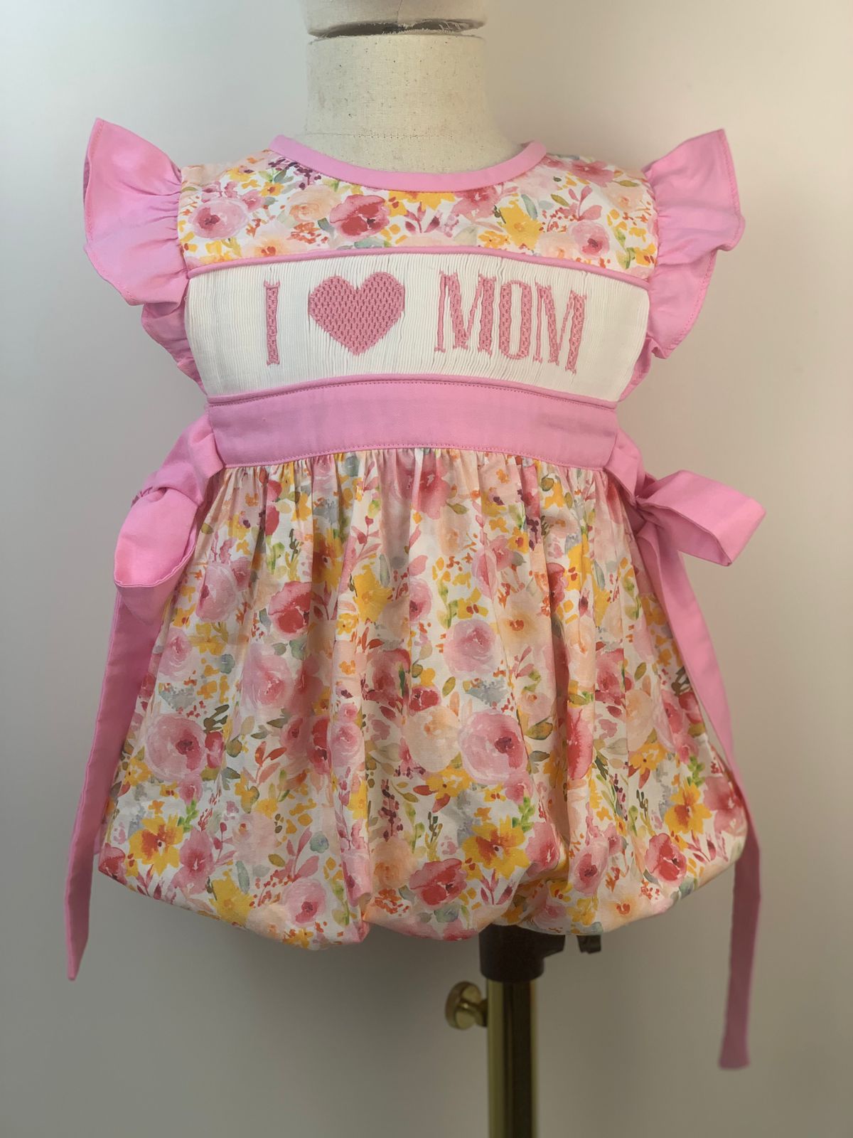 MAMA’S GIRL Bubble